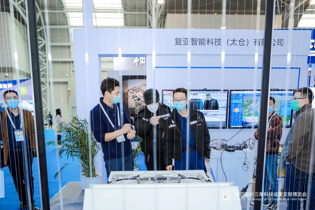 ia_100000418.jpg